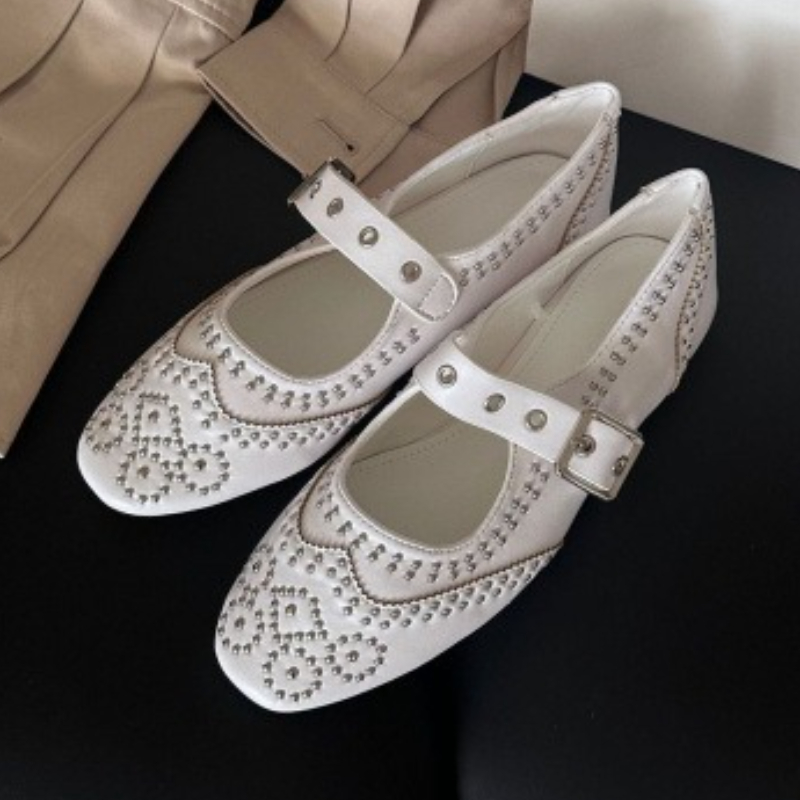 Women Fashion Designers - Sepatu Mary Jane Wanita Model Retro