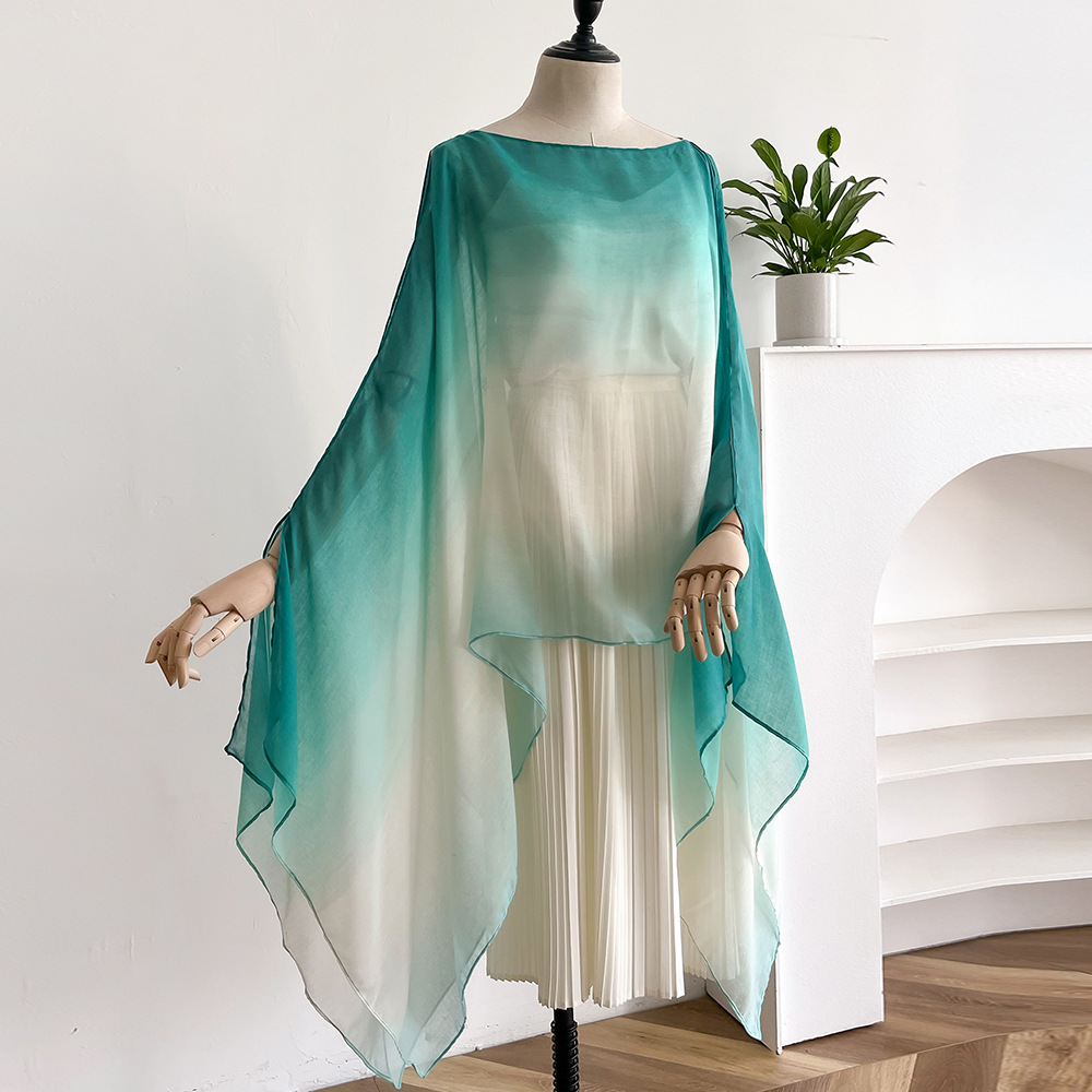 Women Fashion Photoshoot - Jubah pelindung matahari gaya Cina baru