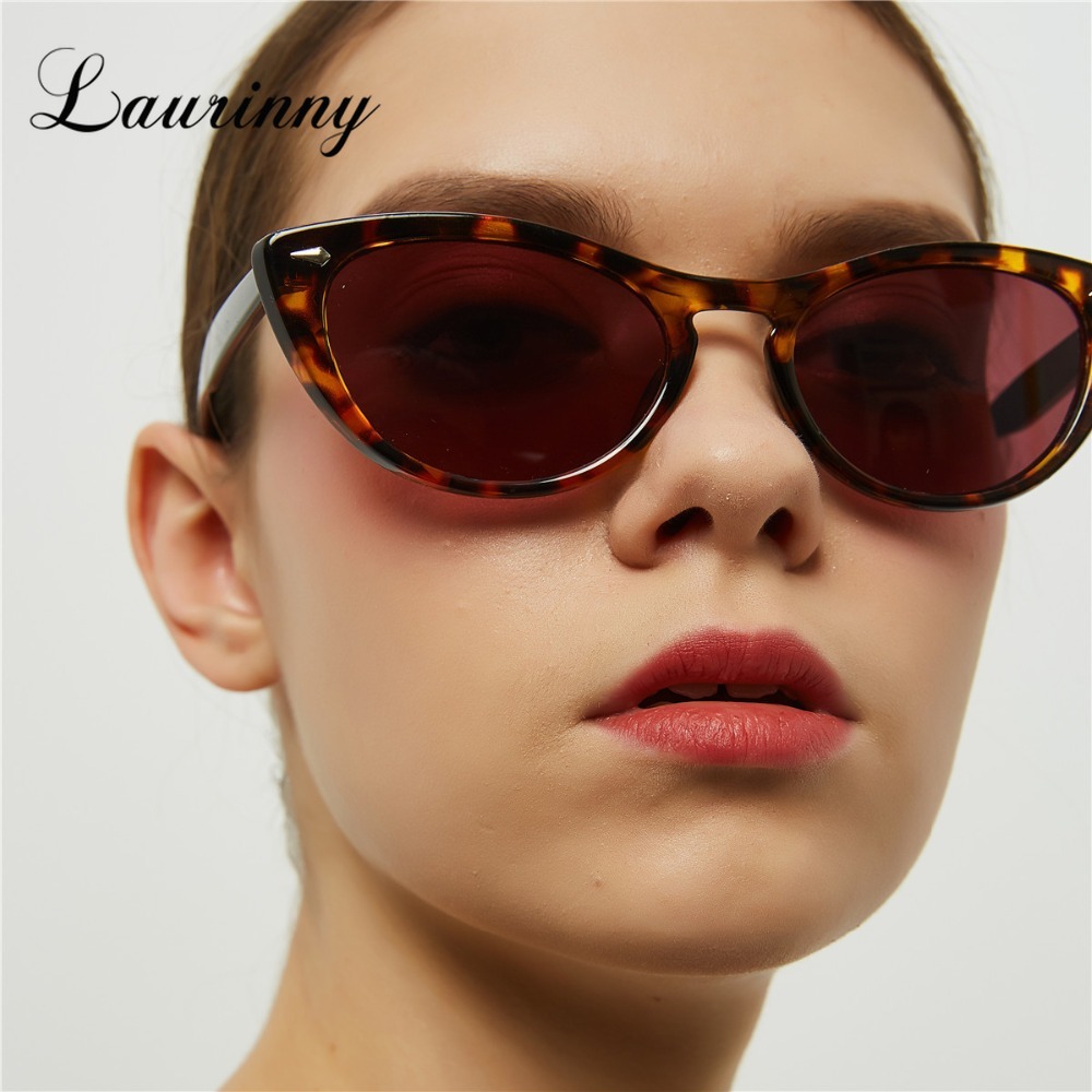 Kacamata Hitam Leopard Mata Ku - Women'S Fashion Of The 70S ulasan dan harga