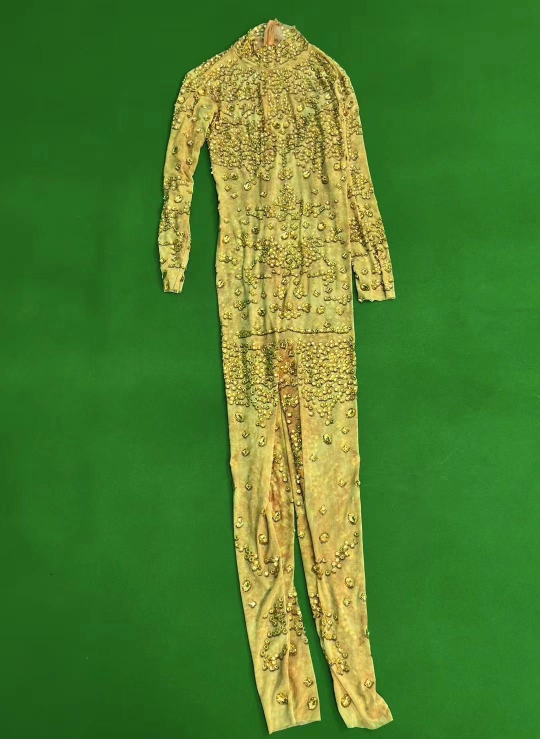 Jumpsuit Berlian Imitasi Emas  - Women Fashion Photoshoot ulasan dan harga