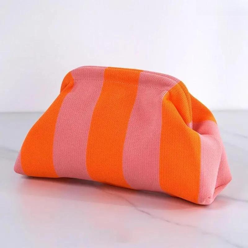 Tas Clutch Rajut Wanita – Tas  - Women Fashion Designers ulasan dan harga